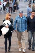 Watch Welcome to the Family 123movies